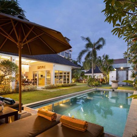 Villa Kiran 1 Seminyak, Big Pool! Big Garden! Εξωτερικό φωτογραφία